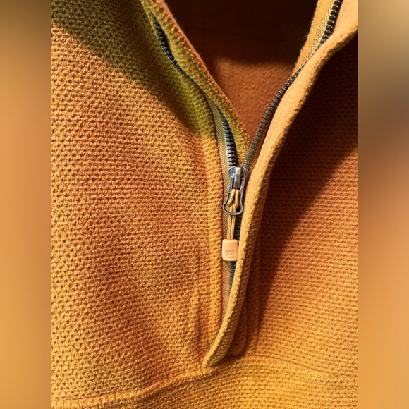 Pullover 1/2 Zip Sweater - Picture 4 of 4